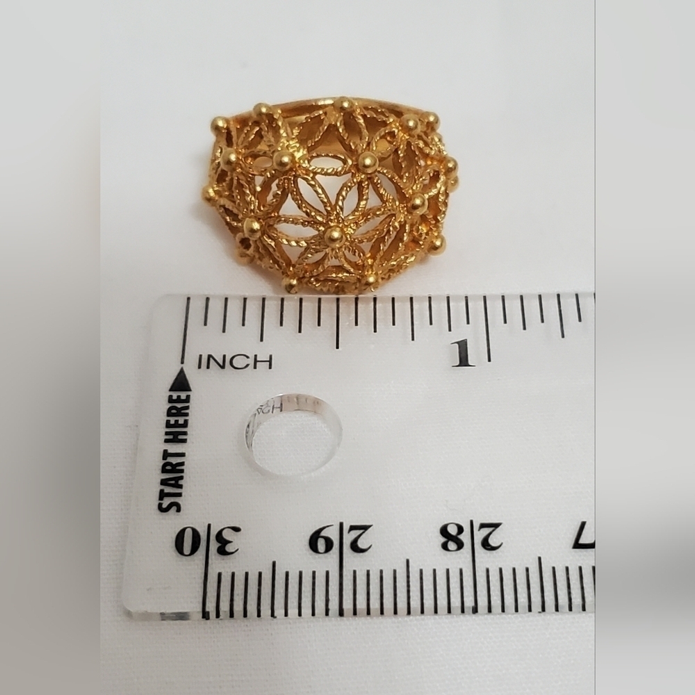 Avon Gold Tone Spun Blossoms Ring - Picture 6 of 7
